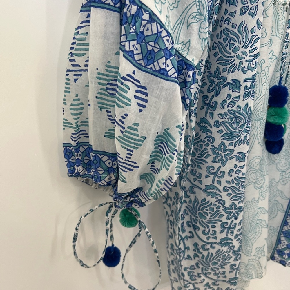 Bella tu blue and white peasant blouse - Picture 6 of 11